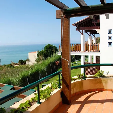 Daire Blue - 4 Bedroom Sea View In Amazing São Martinho do Porto